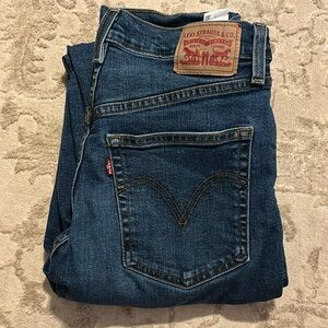 Levi’s Ribcage straight ankle jeans